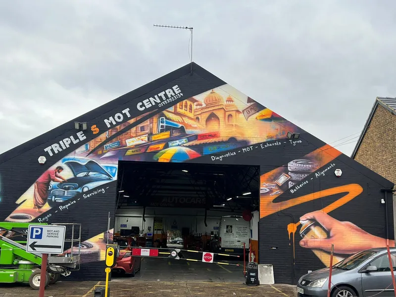 Triple S MOT Center industrial mural